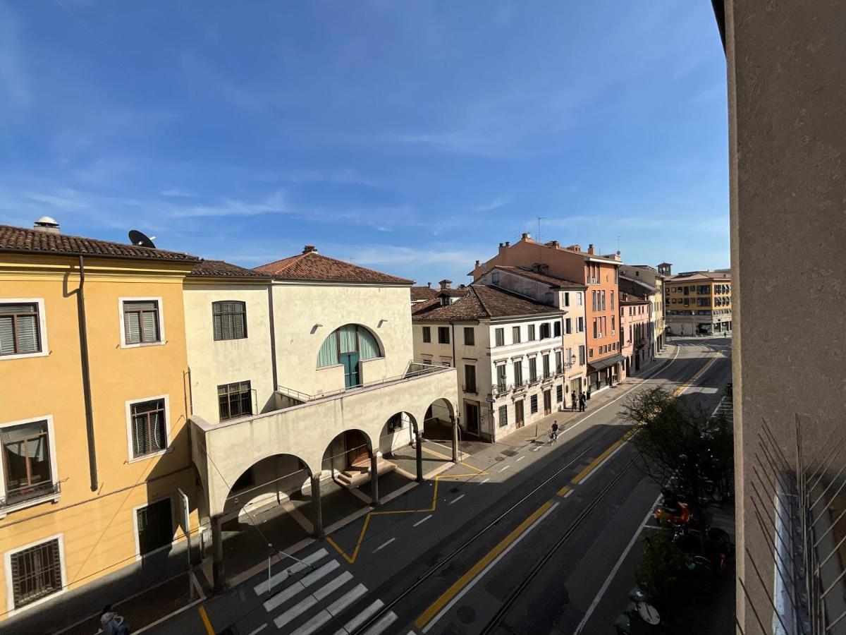 Tito Livio Deluxe Accommodation Padova Exterior foto